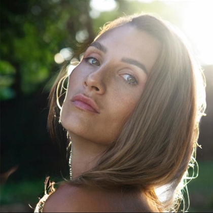 Anna Vigonovskaia  photographer profile