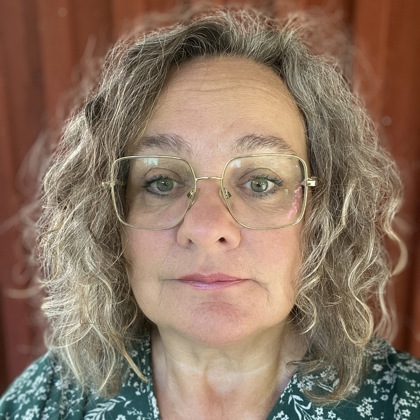 Madeleine  Tucker Smith  photographer profile