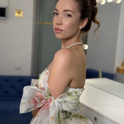 Alina Nazina  photographer profile