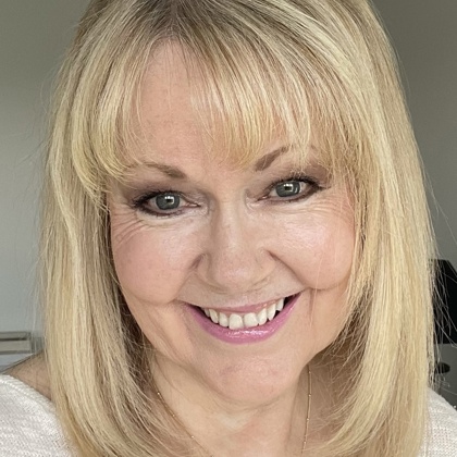 Angie Sacher photographer profile